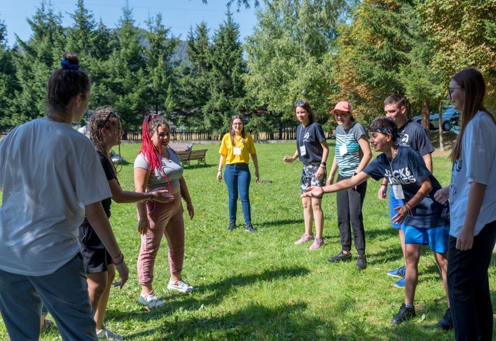 Educație de mediu pentru școli și licee