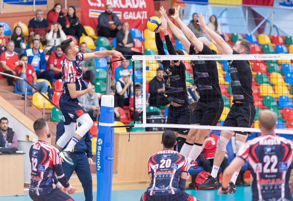 CSM Arcada a câștigat cu 3-2 derby-ul Diviziei A1 la volei masculin cu Dinamo București