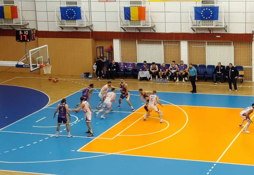 Victorie pentru baschetbaliștii de la CSM Galați în fața celor de la SCM Timișoara, lidera Conferința B a LNBM