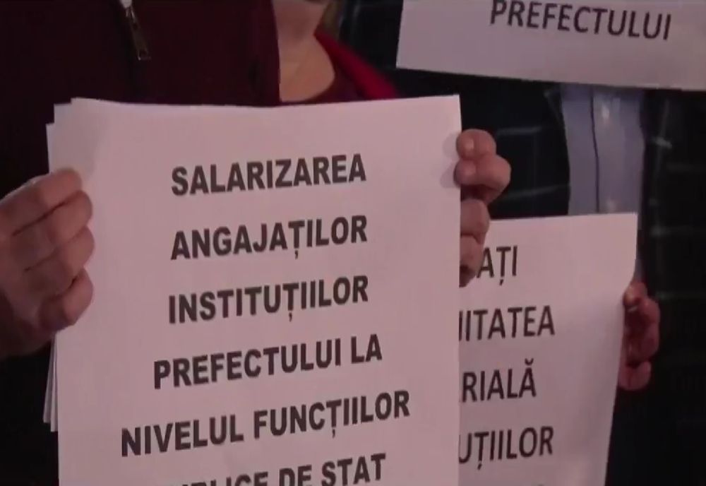 Grevă a angajaților de la Prefectura Galați