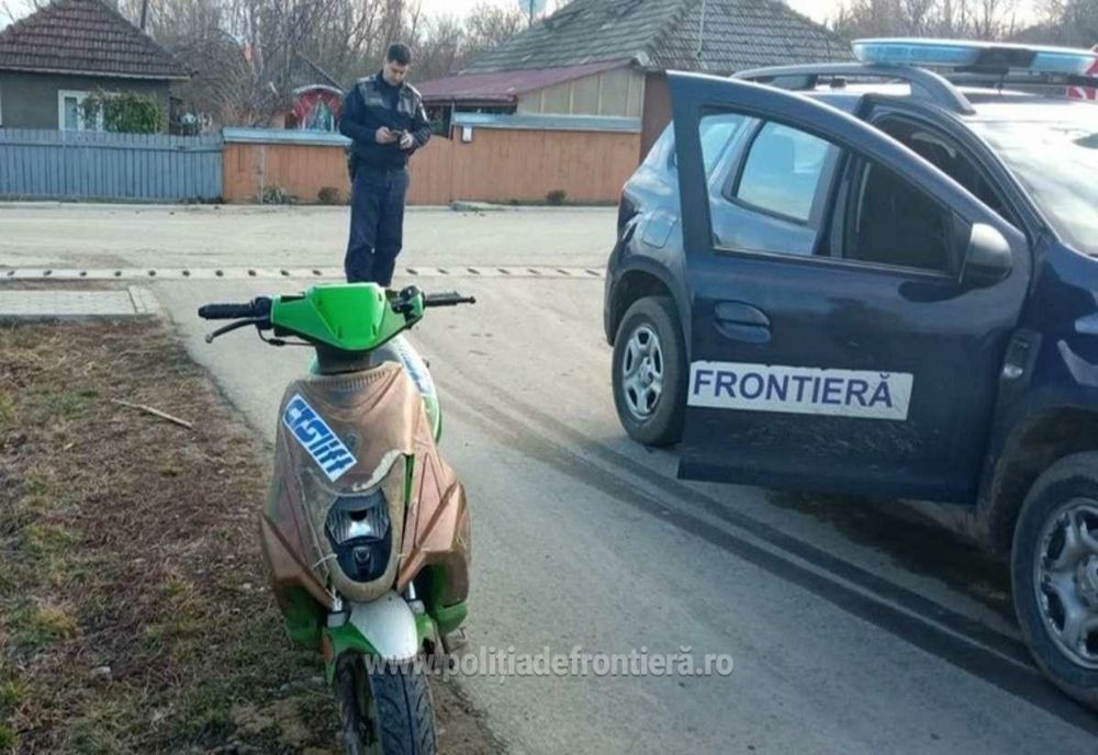 Pe seară la plimbare pe motocicleta neînregistrată și fără permis de conducere