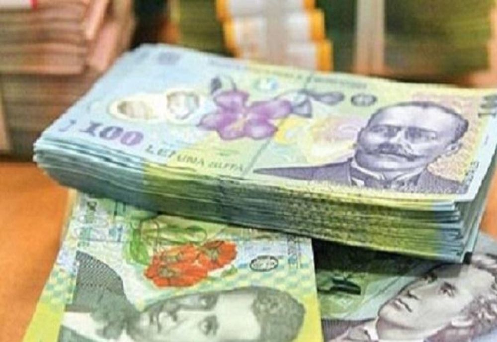 CCR bagă bani în plus în buzunarele primarilor! Legea de majorare a salariilor aleșilor locali, declarată constituțională