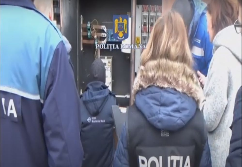 Instalații clandestine de alimentare cu energie electrică la punctul de lucru a două societăți comerciale, situate pe raza municipiului Galați