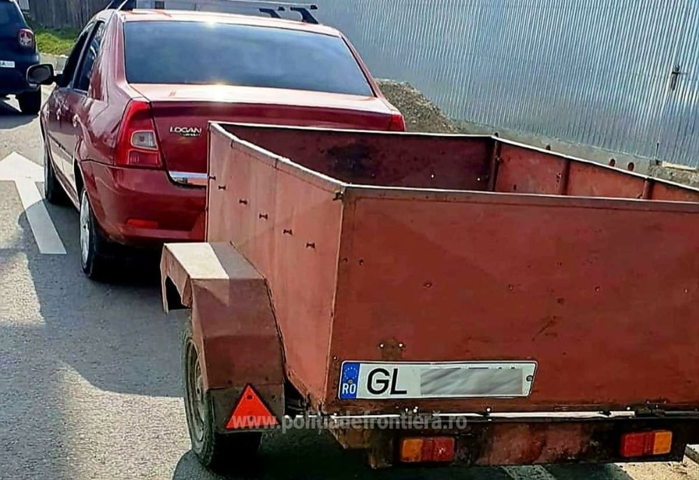 A sperat că rutina polițiștilor nu va descoperi falsa înmatriculare