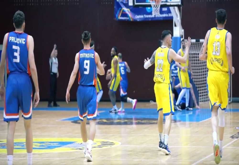 Baschetbaliștii de la CSM Galați au pierdut derby-ul cu Petrolul Ploiești, după ce au condus la pauza mare cu 5 puncte