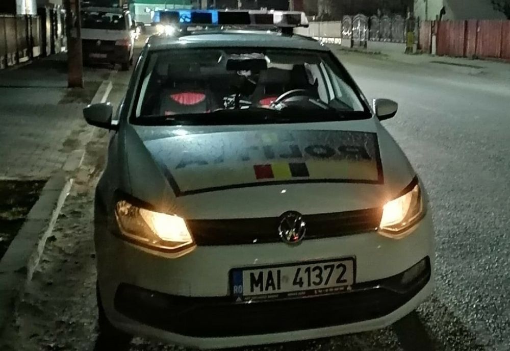 Bărbat din Corod, băut și fără permis, conducea un autoturism fără plăcuțe de înmatriculare