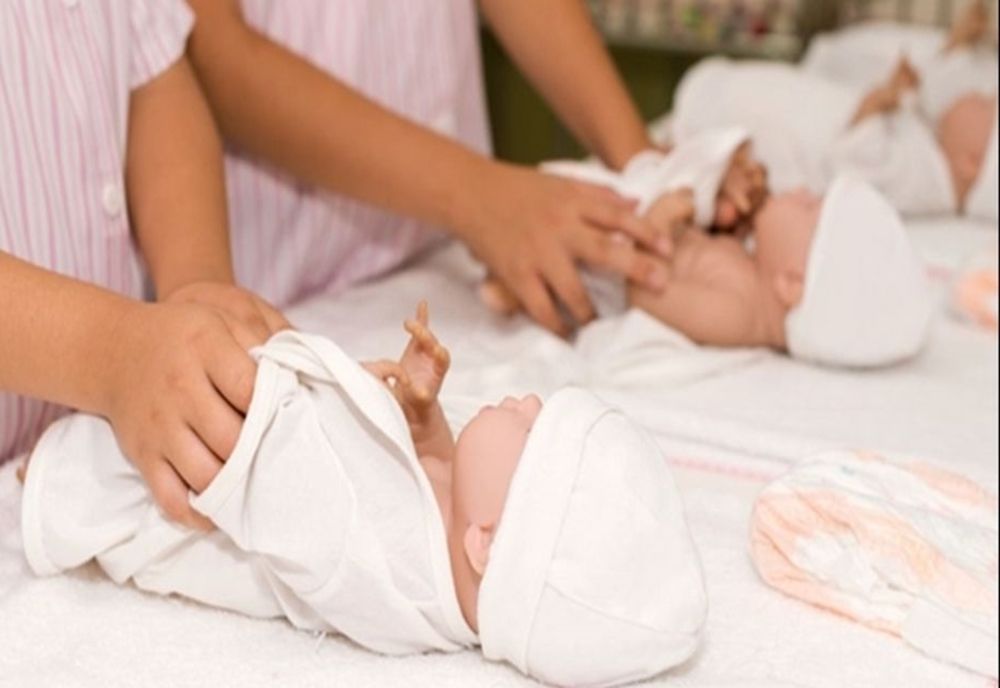 INS: NATALITATEA A CRESCUT CU 4,7% ÎN SEPTEMBRIE, DAR SPORUL NATURAL S-A MENȚINUT NEGATIV