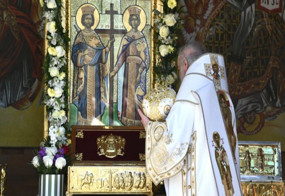 PESTE 1,8 MILIOANE DE ROMÂNI ÎȘI CELEBREAZĂ ONOMASTICA DE SĂRBĂTOAREA SFINŢILOR CONSTANTIN ŞI ELENA