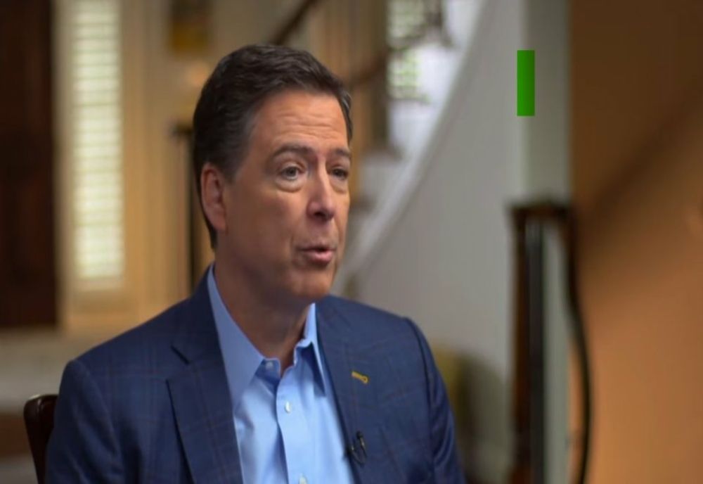 SUA: FOST DIRECTOR FBI, JAMES COMEY, A FOST PUS SUB ACUZARE