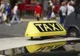 Un taximetrist a agresat doi tineri care se plimbau cu trotineta