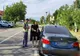 I-a încredințat autoturismul prietenului său și s-au ales amândoi cu lucrări penale